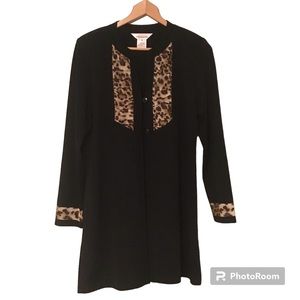 Exclusively Misook Leopard Animal Print Knit Cardigan Duster Size Medium
